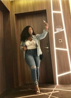 Aisha, 22 years latina escorts girl, height 154 sm, Weight 60 kg, listcrawler Accra