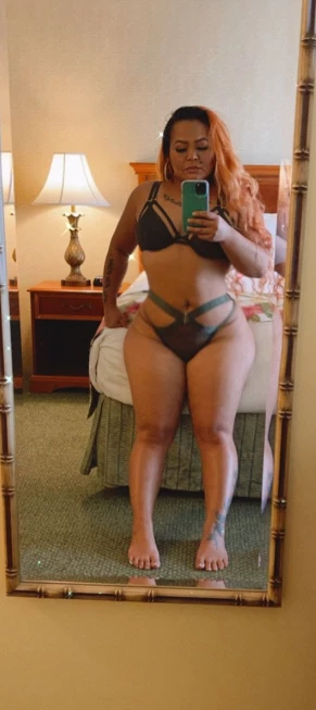 Annie, 26 years beautiful nude Honolulu escorts girl, height 175 sm, Weight 74 kg