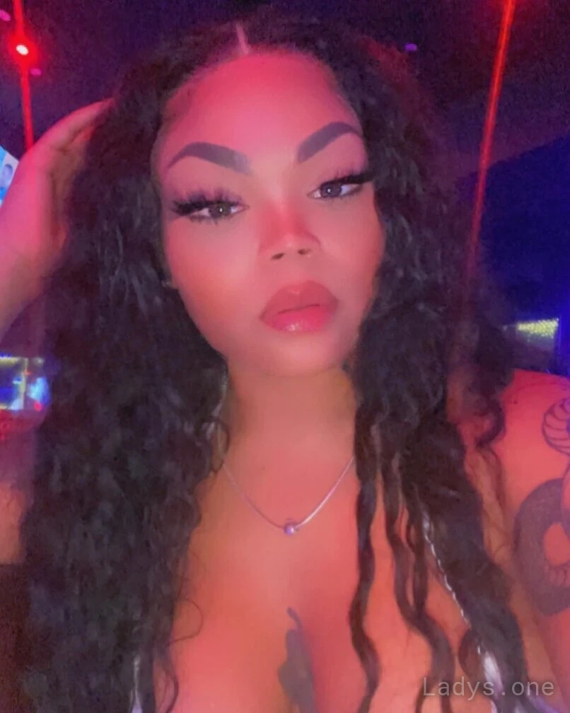 ASIAN KATT, escort in Detroit