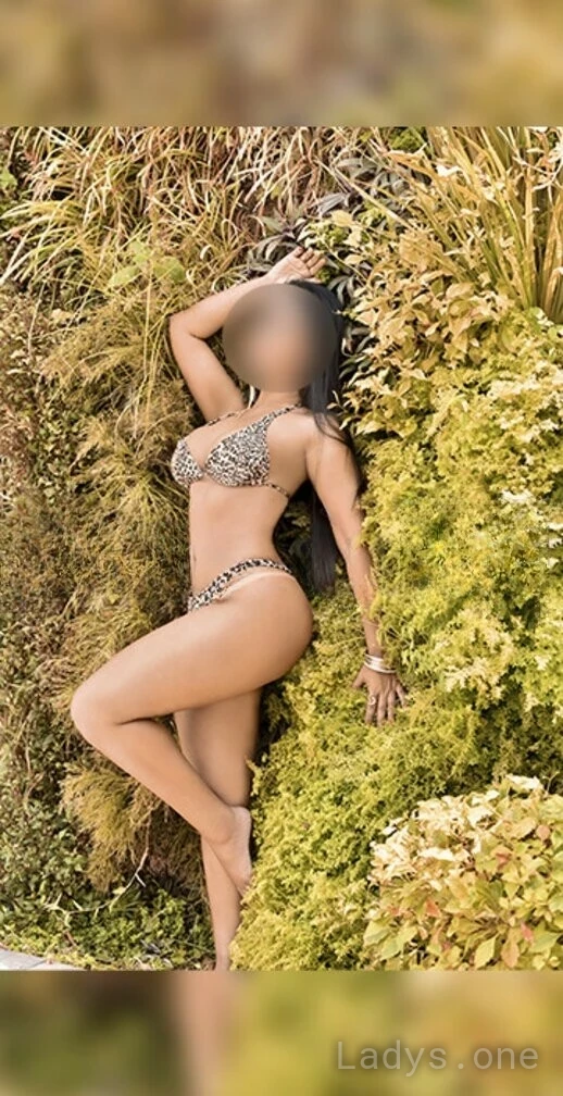 ANAHI, 30 years beautiful nude Washington DC escorts girl, height 162 sm, Weight 56 kg