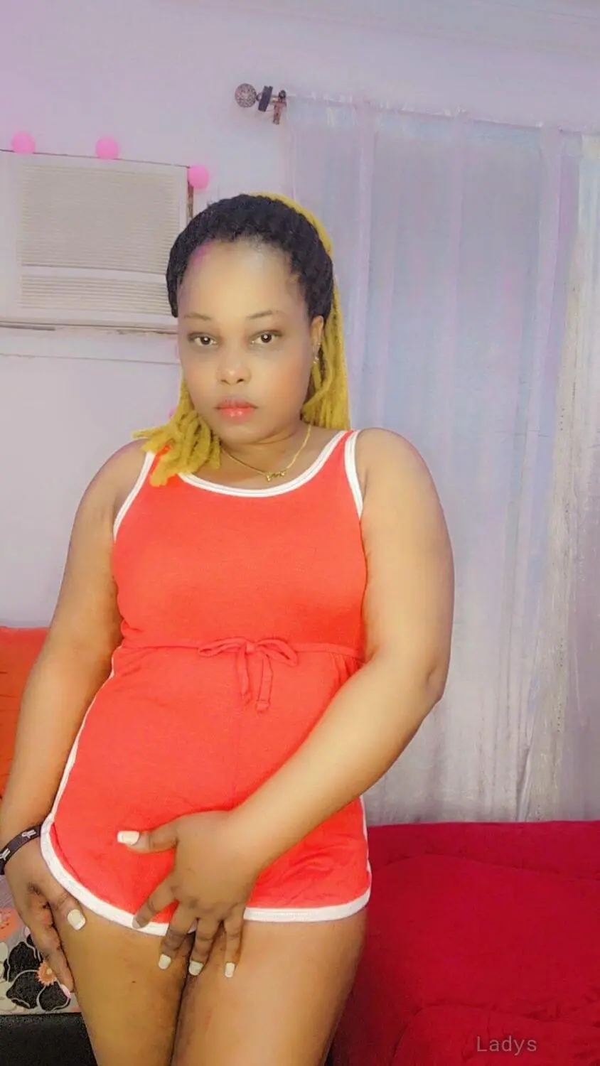 Shaki, 22 years old Abha escort girl with big tits, height 135 sm, Weight kg