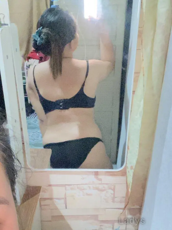 Faith, 26 years beautiful nude Abha escorts girl, height 140 sm, Weight  kg