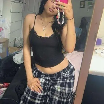 Quinn, 24 years beautiful nude Abha escorts girl, height sm, Weight kg