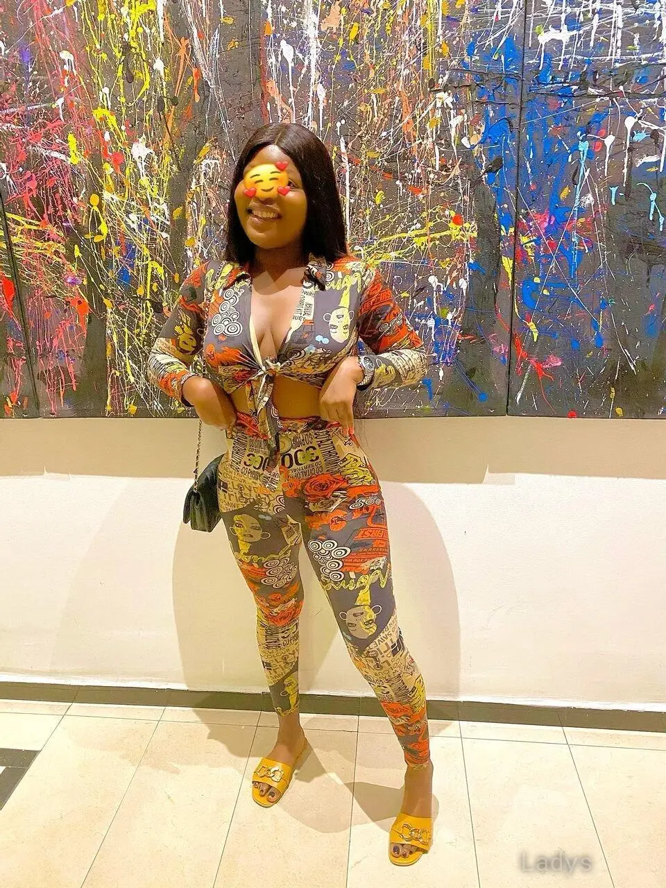Cookie, 24 years old Abidjan escort girl with big tits, height 172 sm, Weight kg