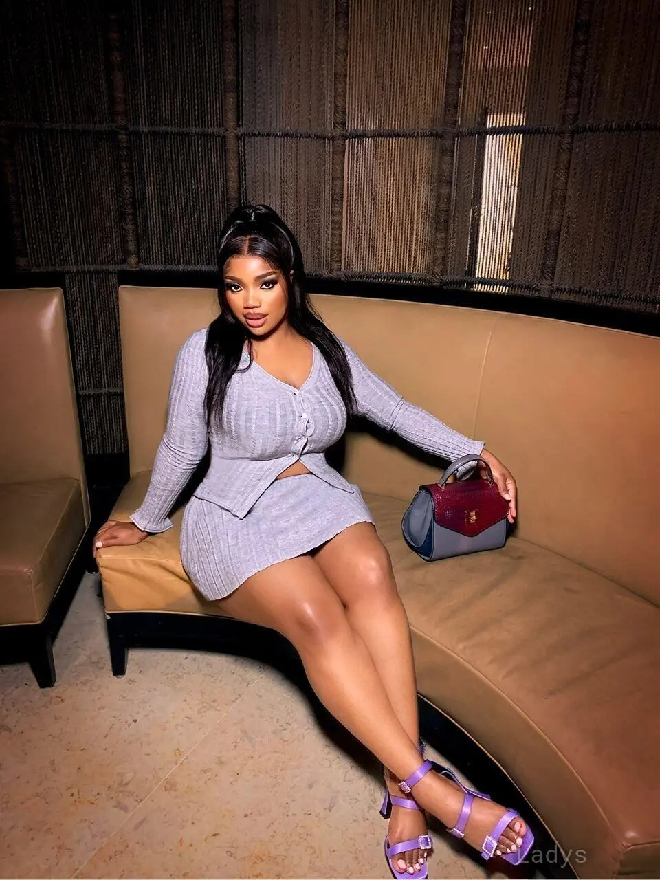 Linda, years old Abidjan escort girl with big tits, height sm, Weight kg