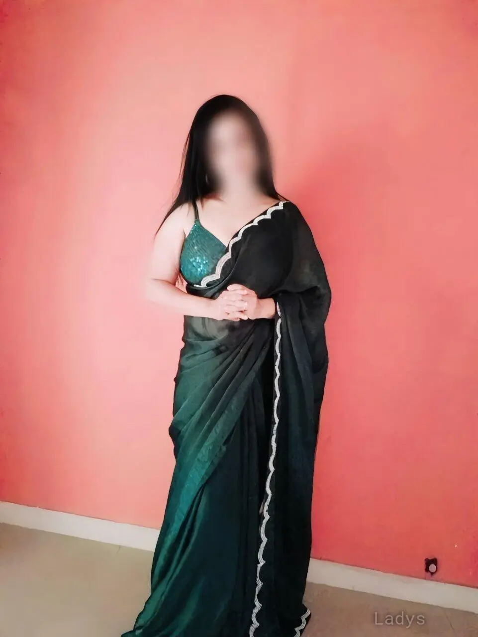 Anusha, 25 years old Abu Dhabi escort girl with big tits, height  sm, Weight  kg