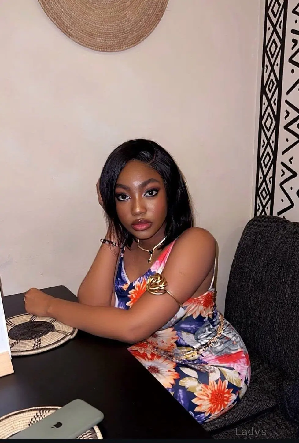 Ella, 25 years old Abu Dhabi escort girl with big tits, height 168 sm, Weight  kg