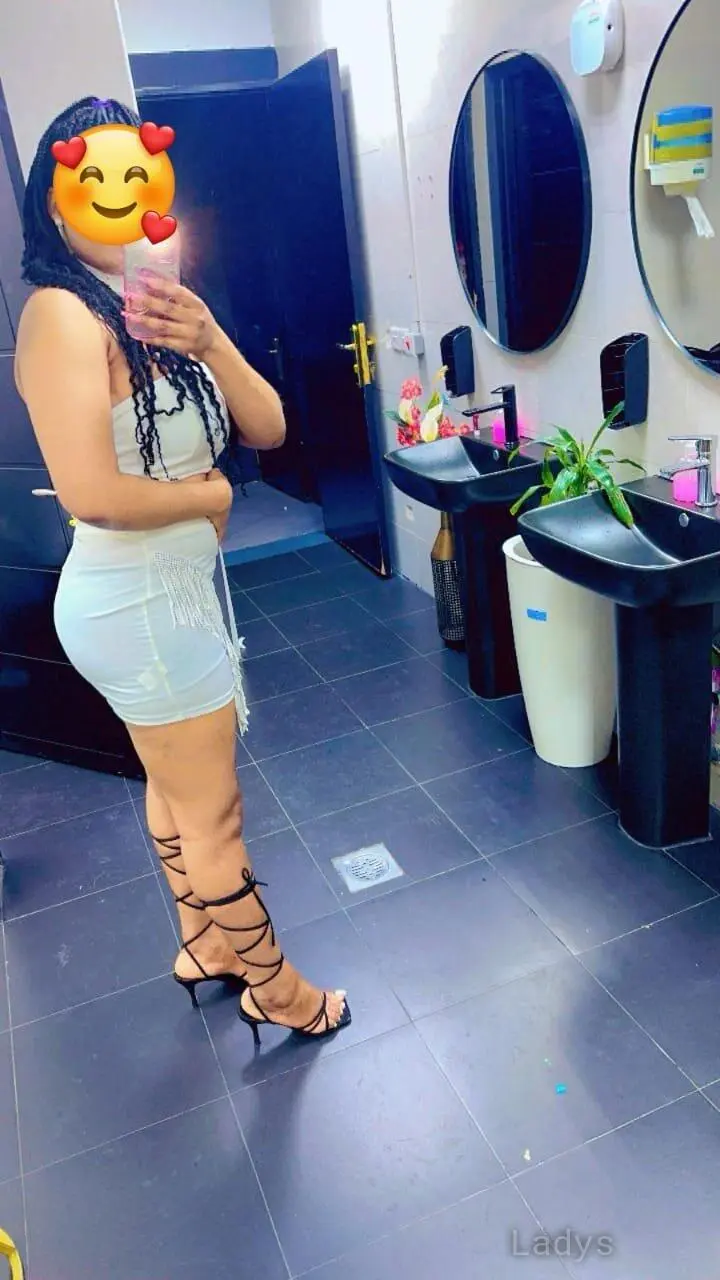 Gentle, 24 years old Abu Dhabi escort girl with big tits, height  sm, Weight  kg