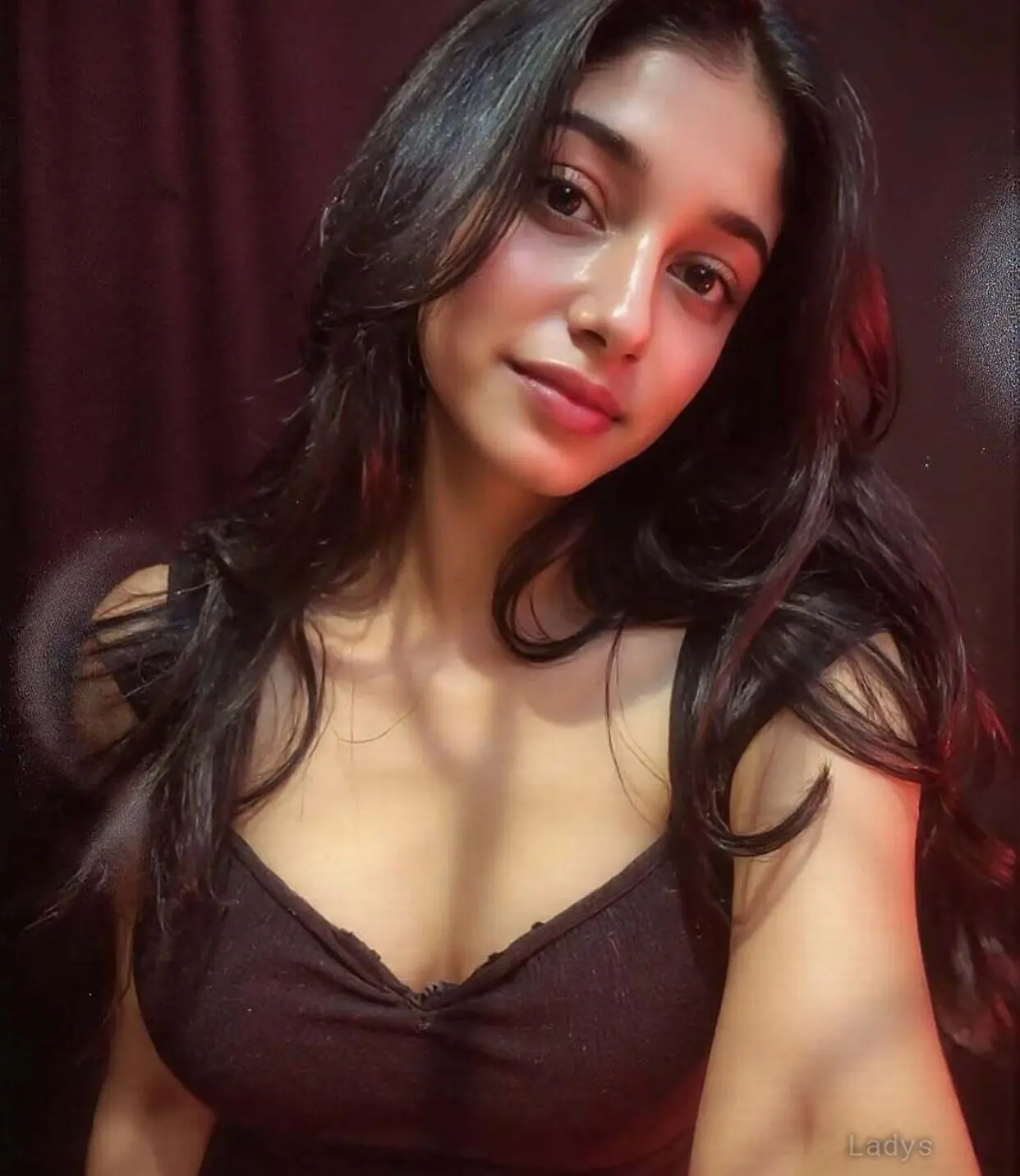 Lora, 22 years old Abu Dhabi escort girl with big tits, height 162 sm, Weight  kg