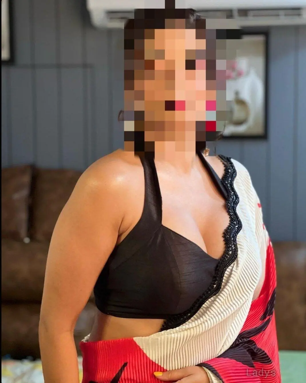 Radhika, 25 years old Abu Dhabi escort girl with big tits, height sm, Weight kg
