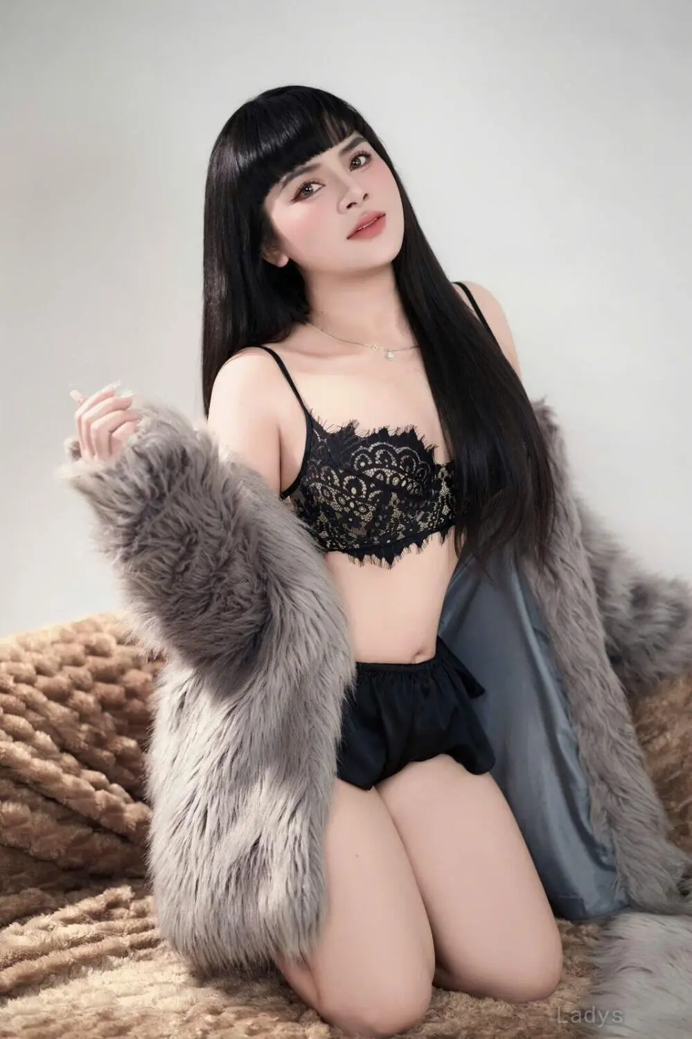 Shusi, 25 years old Abu Dhabi escort girl with big tits, height 163 sm, Weight kg