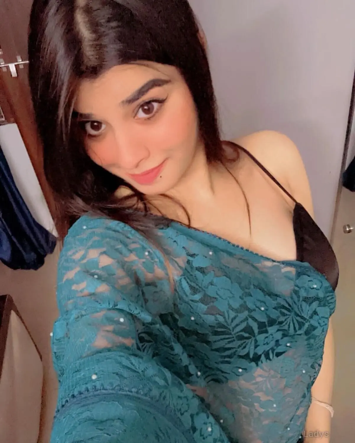 Victoria, 21 years old Abu Dhabi escort girl with big tits, height 168 sm, Weight kg