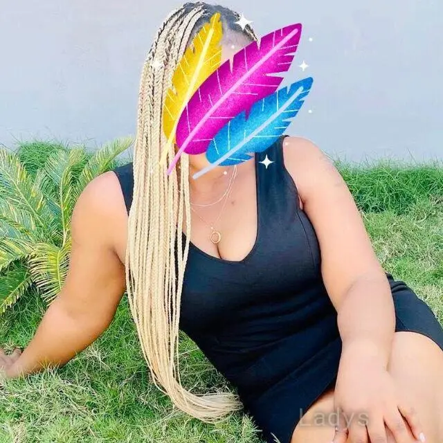Bella, 28 years old Abuja escort girl with big tits, height 168 sm, Weight  kg