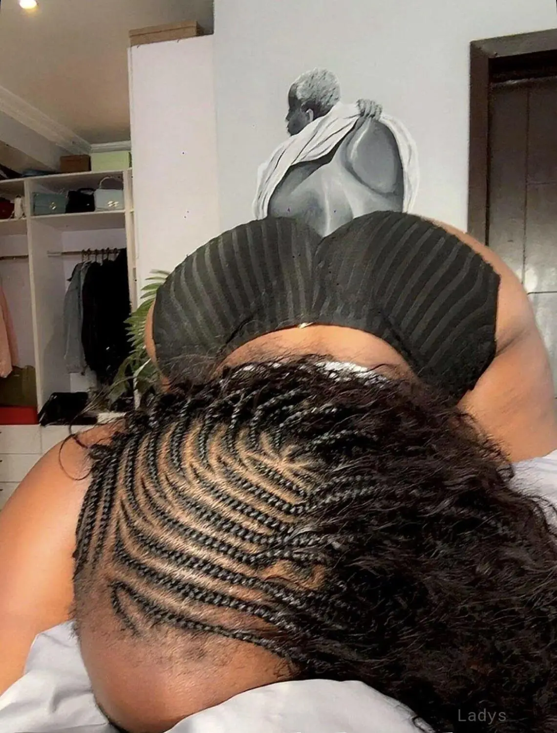 Aria, 21 years old Accra escort girl with big tits, height 167 sm, Weight kg