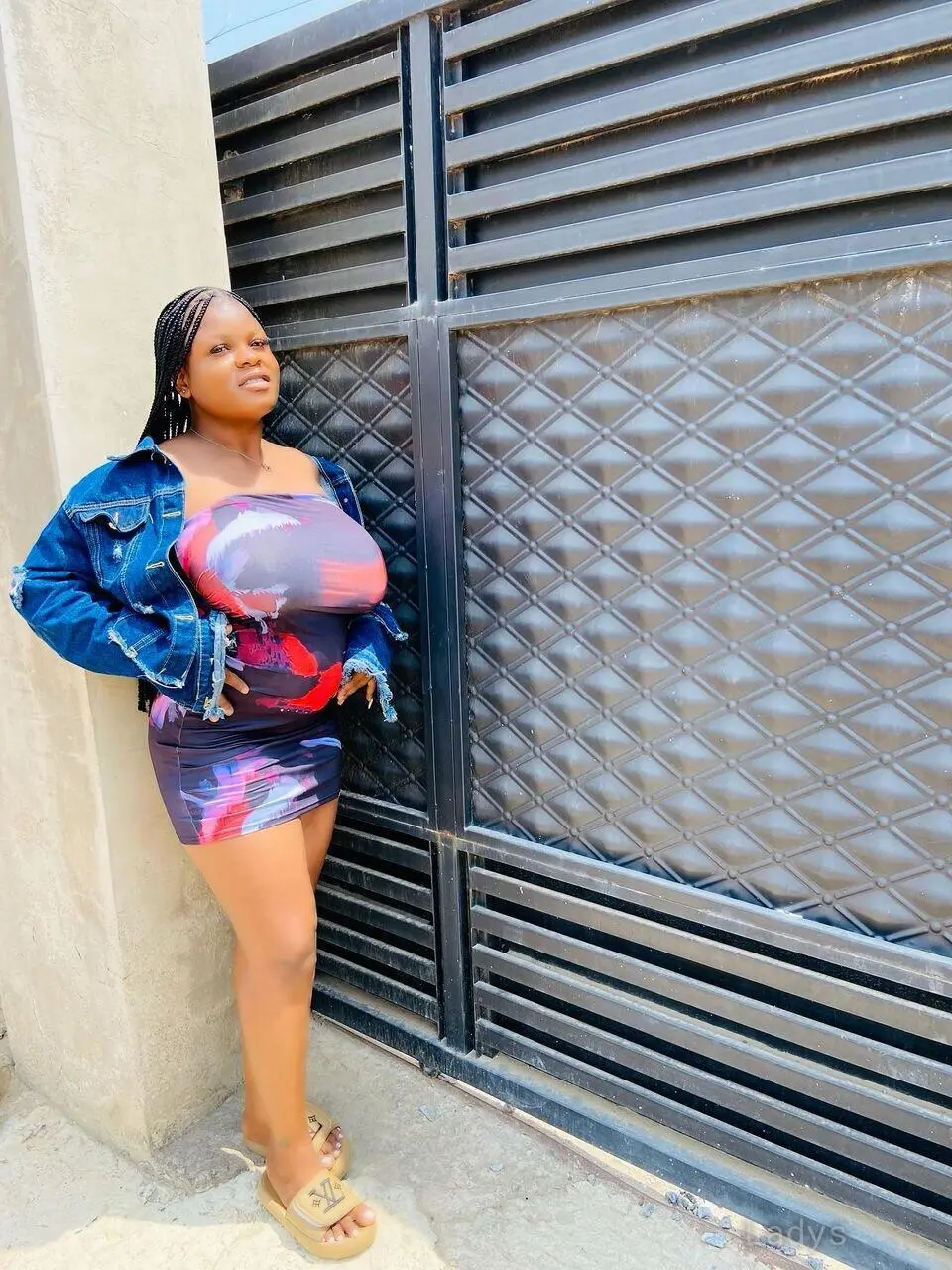 Cindy, 24 years old Accra escort girl with big tits, height 167 sm, Weight  kg