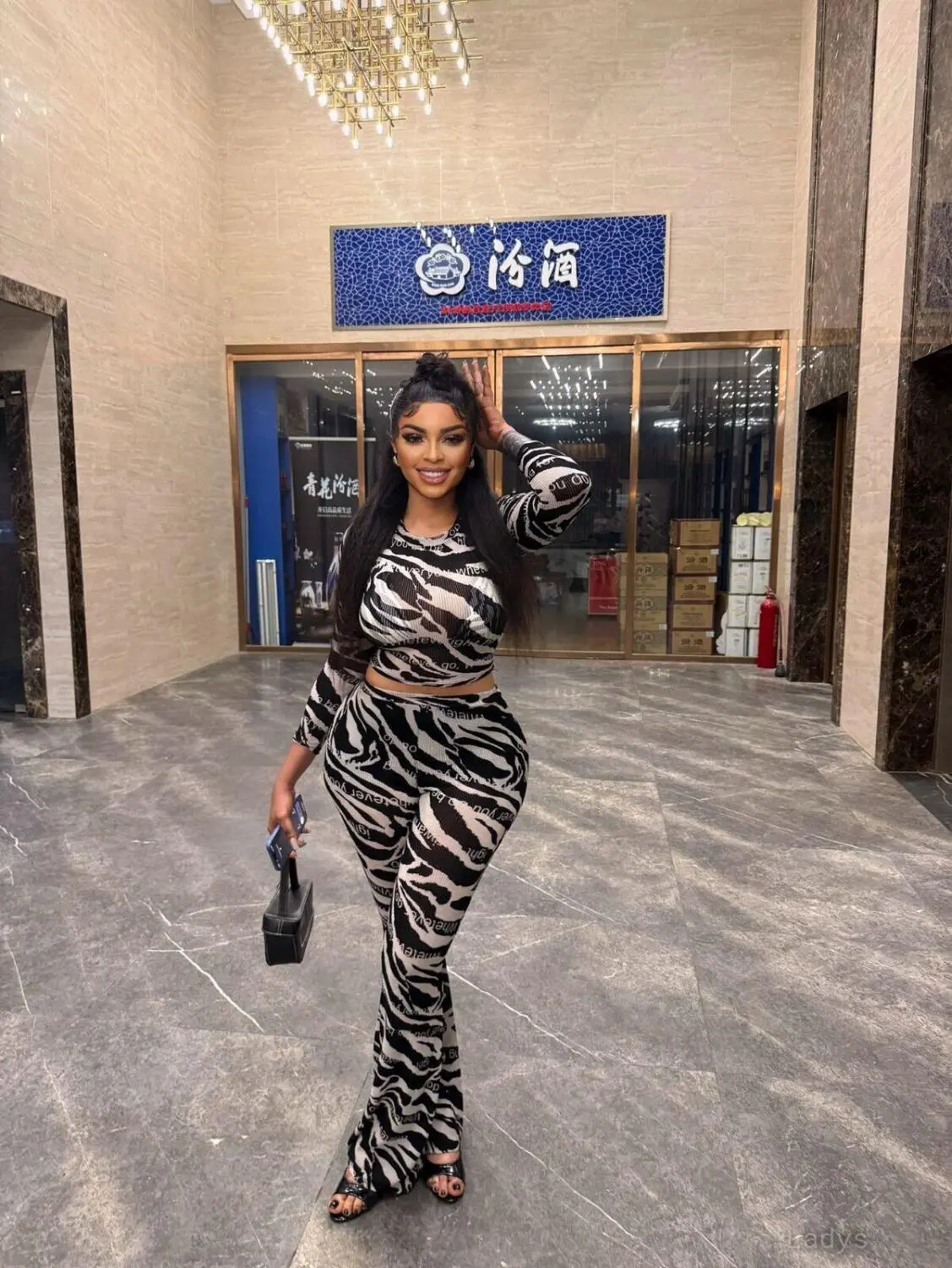 Diva, 26 years beautiful nude Accra escorts girl, height 154 sm, Weight kg