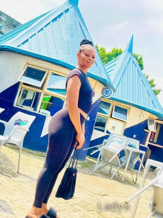 Softe, 24 years beautiful nude Accra escorts girl, height 167 sm, Weight 67 kg