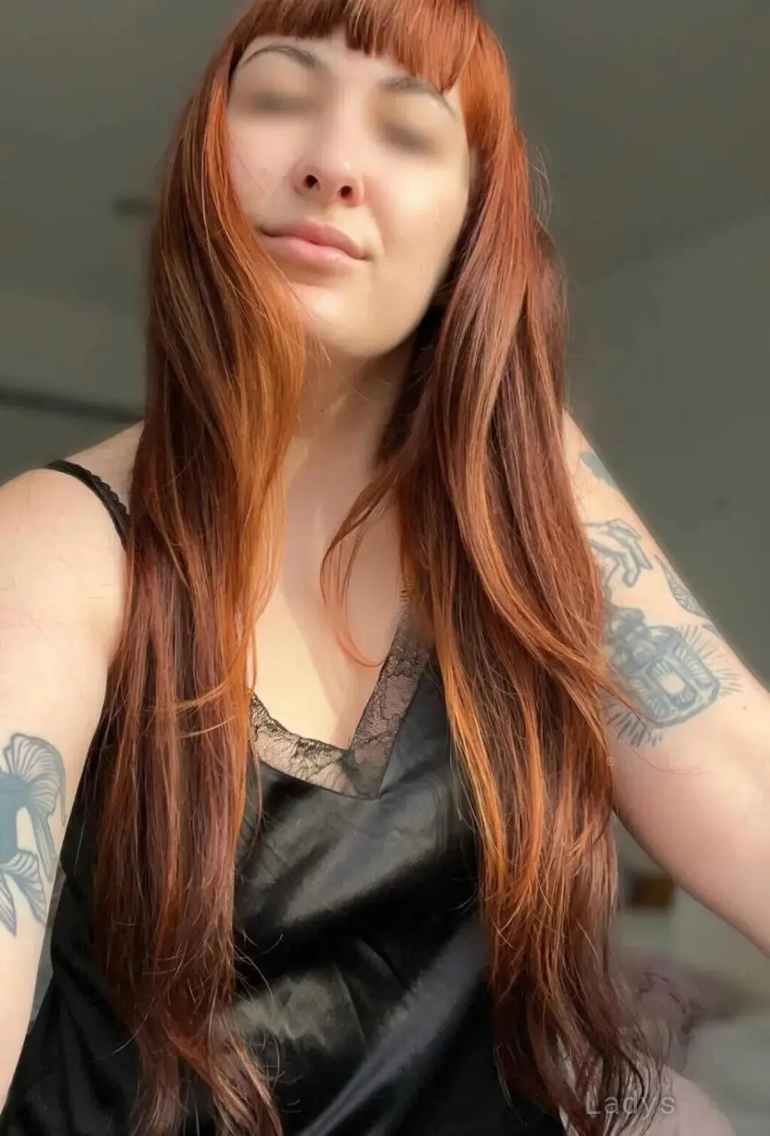 Violet Wells, 30 years beautiful nude Adelaide escorts girl, height 177 sm, Weight 59 kg