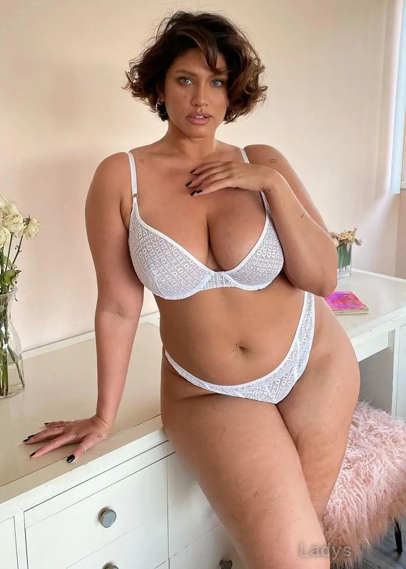 Latecia Thomas, 35 years mature escorts girl, height 175 sm, Weight 90 kg, adultsearch Dallas