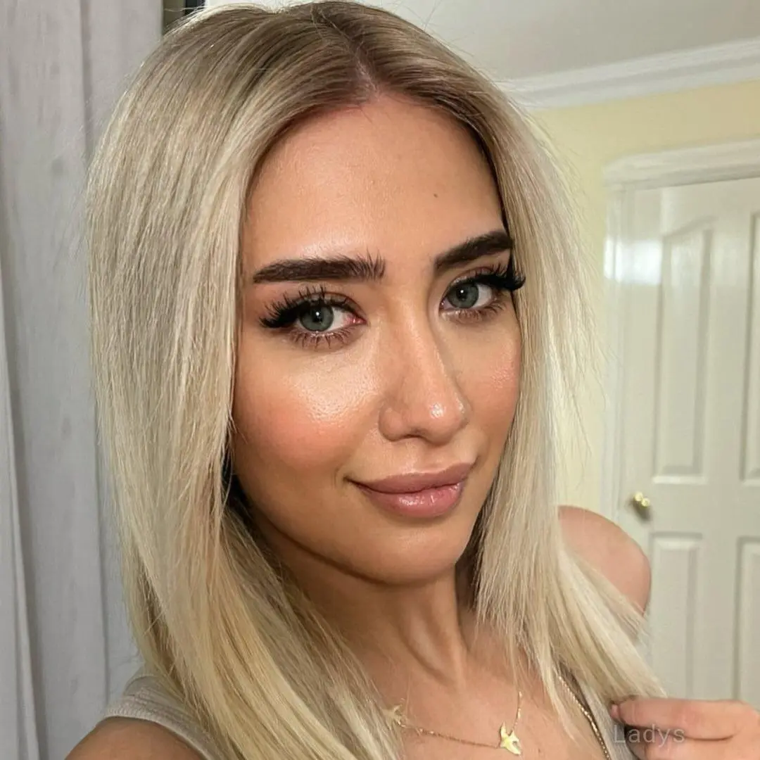 Mina, 21 years mature escorts girl, height 170 sm, Weight  kg, adultsearch Izmir