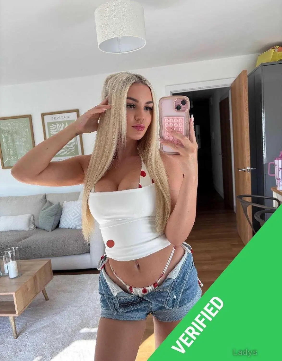 ✪ VIP Belvida Rosine Lugano, 25 years mature escorts girl, height 175 sm, Weight 65 kg, adultsearch Lugano
