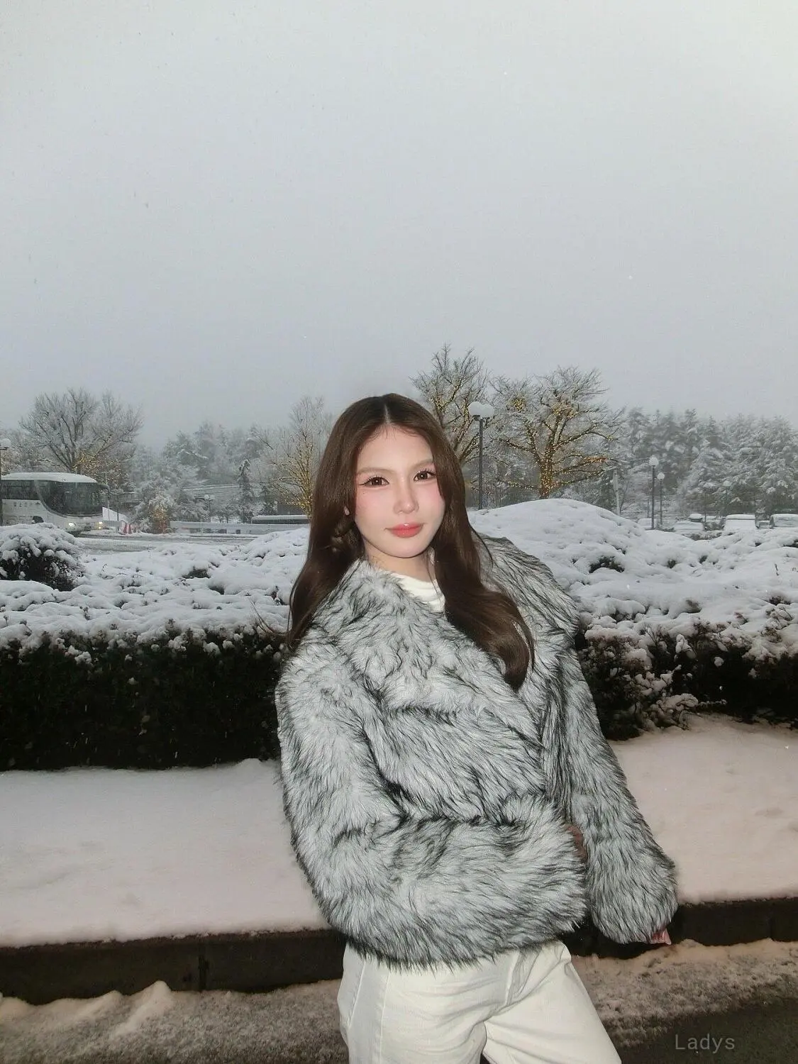 Patcha, 22 years mature escorts girl, height 167 sm, Weight  kg, adultsearch Macau