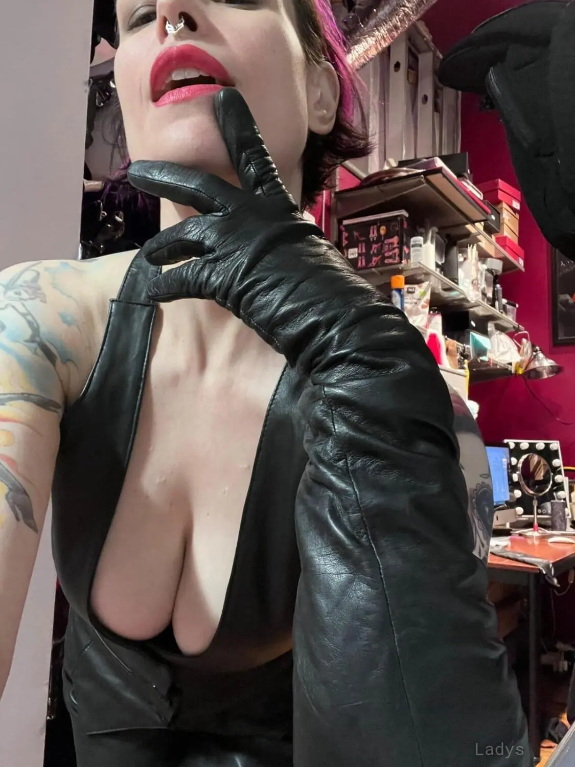 Natalie, 31 years mature escorts girl, height 175 sm, Weight kg, adultsearch Paris
