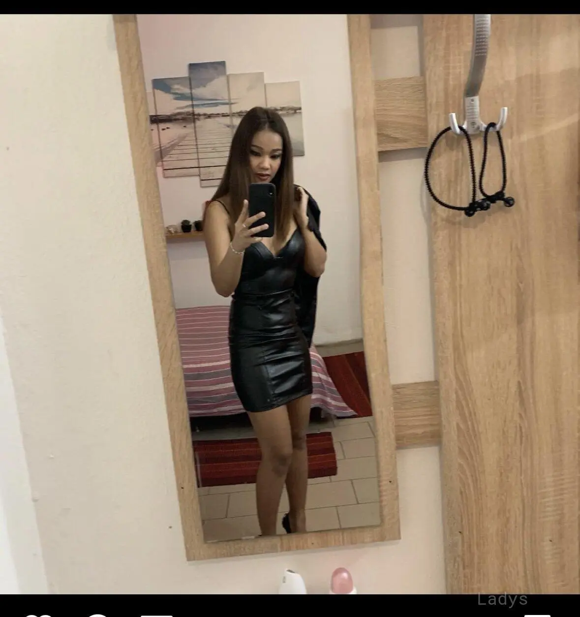 Nicky, 27 years mature escorts girl, height 170 sm, Weight  kg, adultsearch Phuket
