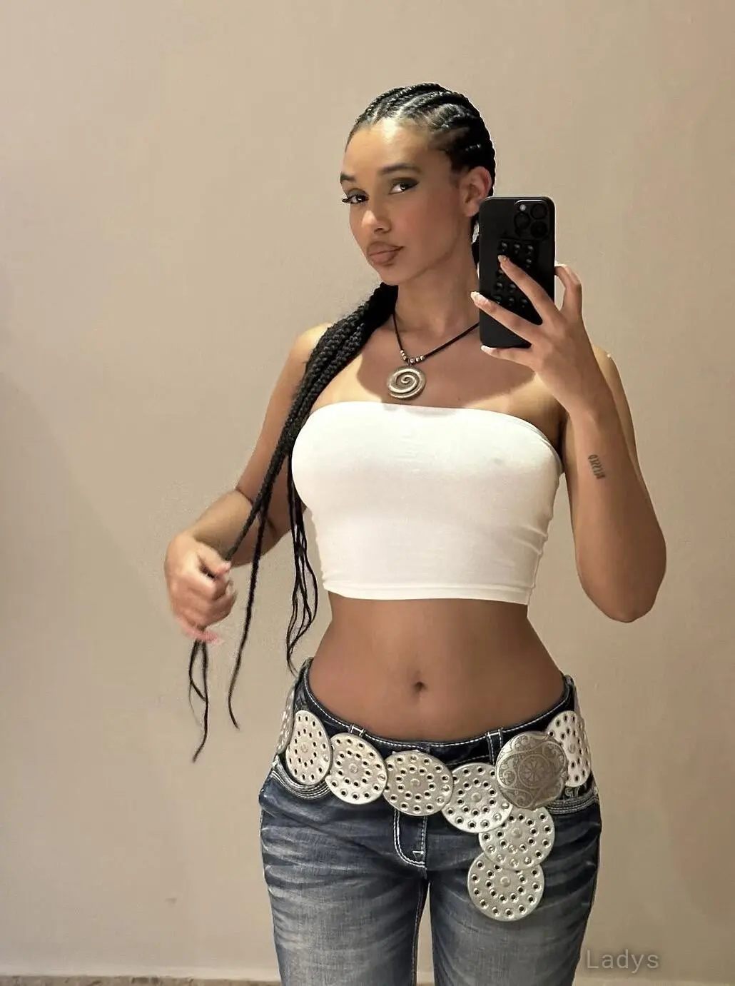 Lilly, 24 years mature escorts girl, height 173 sm, Weight 60 kg, adultsearch Queens