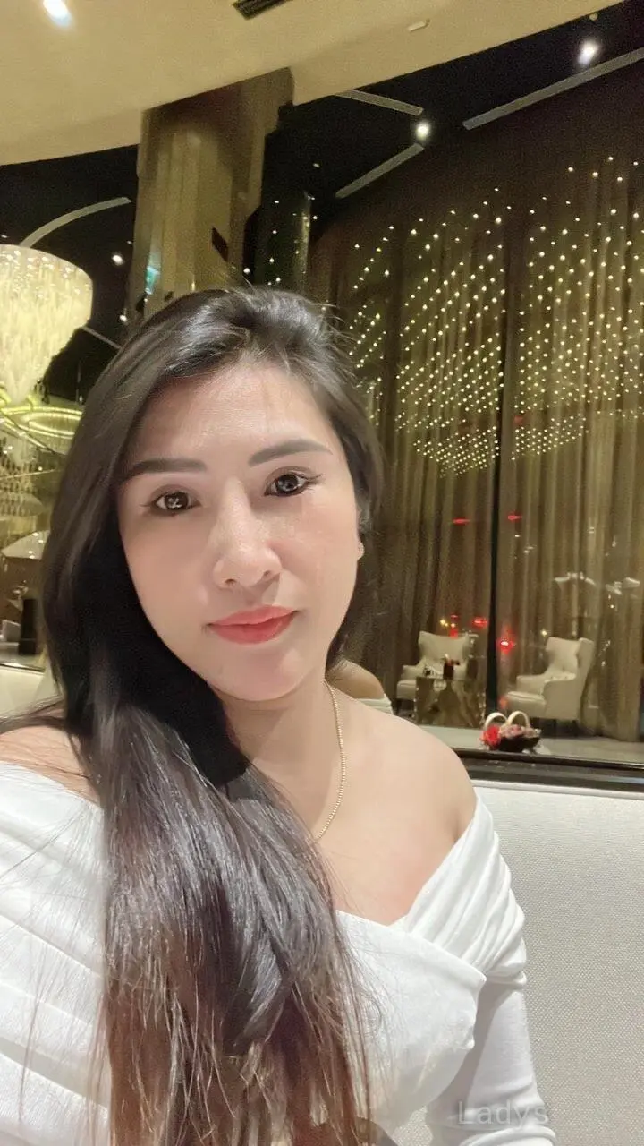 Mona, 30 years mature escorts girl, height 167 sm, Weight  kg, adultsearch Riyadh