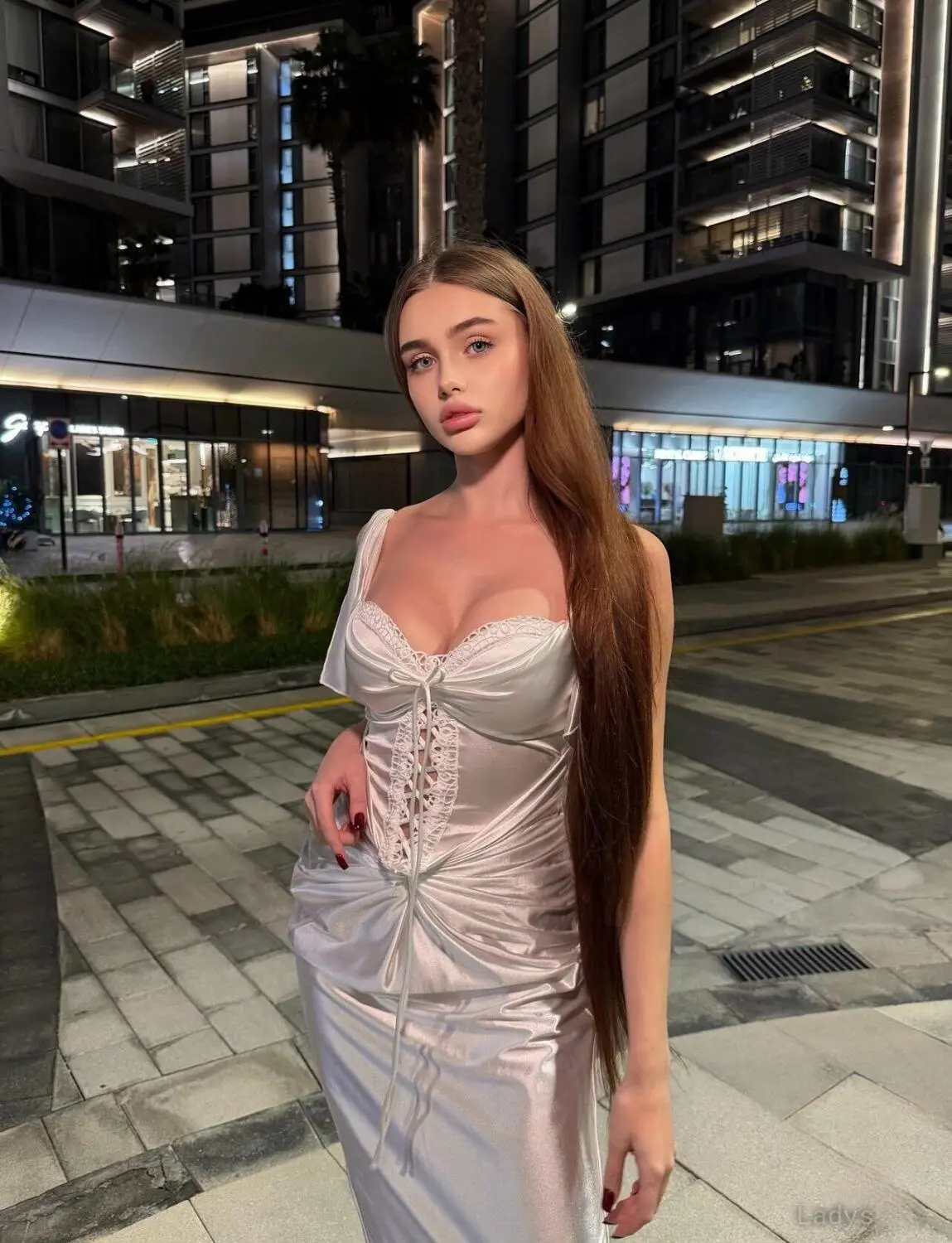 Meg, 25 years mature escorts girl, height 166 sm, Weight kg, adultsearch Tokyo