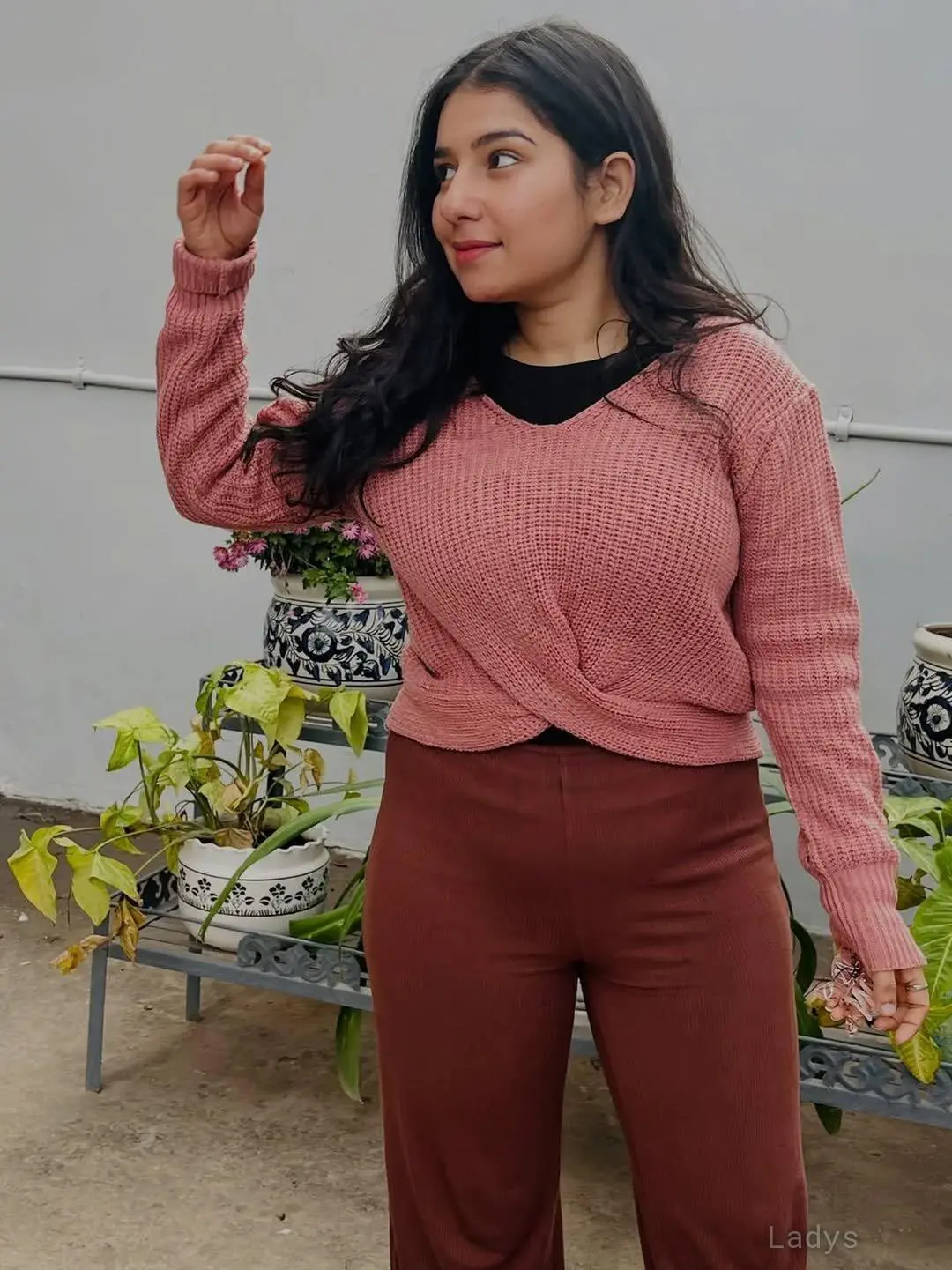 Anannya, 22 years old Ahmedabad escort girl with big tits, height 154 sm, Weight kg