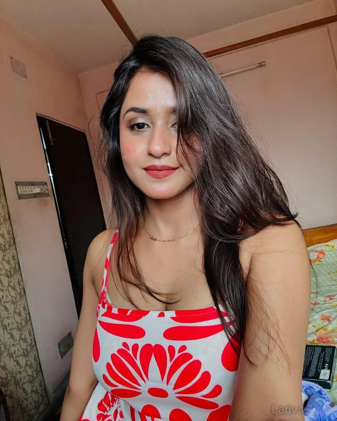 Charvi, 23 years old Ahmedabad escort girl with big tits, height 154 sm, Weight  kg
