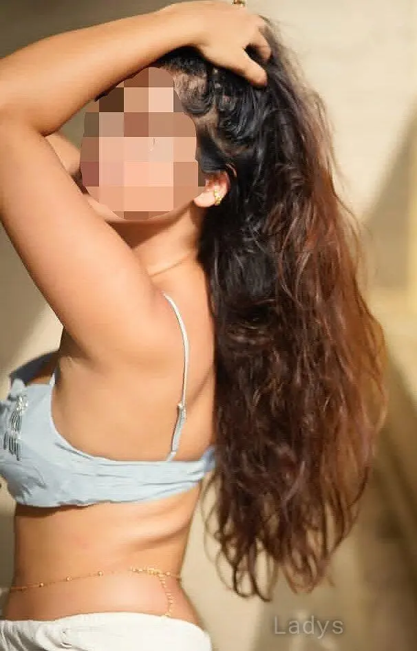 Jenny, 22 years old Ahmedabad escort girl with big tits, height 160 sm, Weight kg
