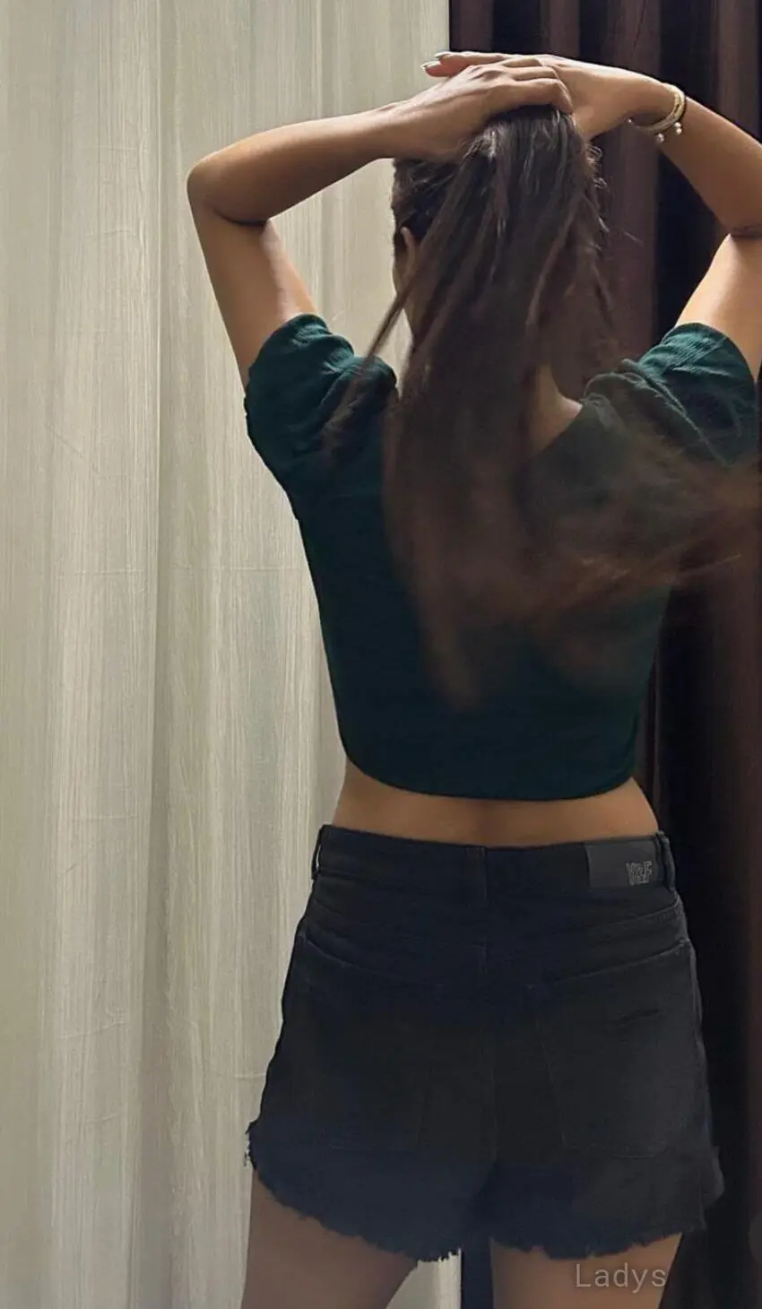 Kriti, 25 years old Ahmedabad escort girl with big tits, height 165 sm, Weight kg