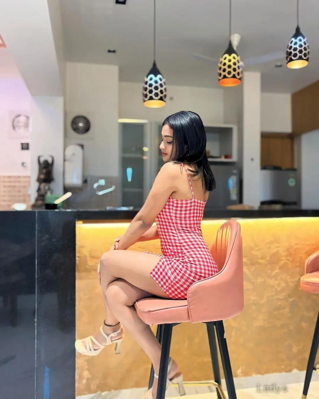 Renu Singh,  years old Ahmedabad escort girl with big tits, height  sm, Weight  kg