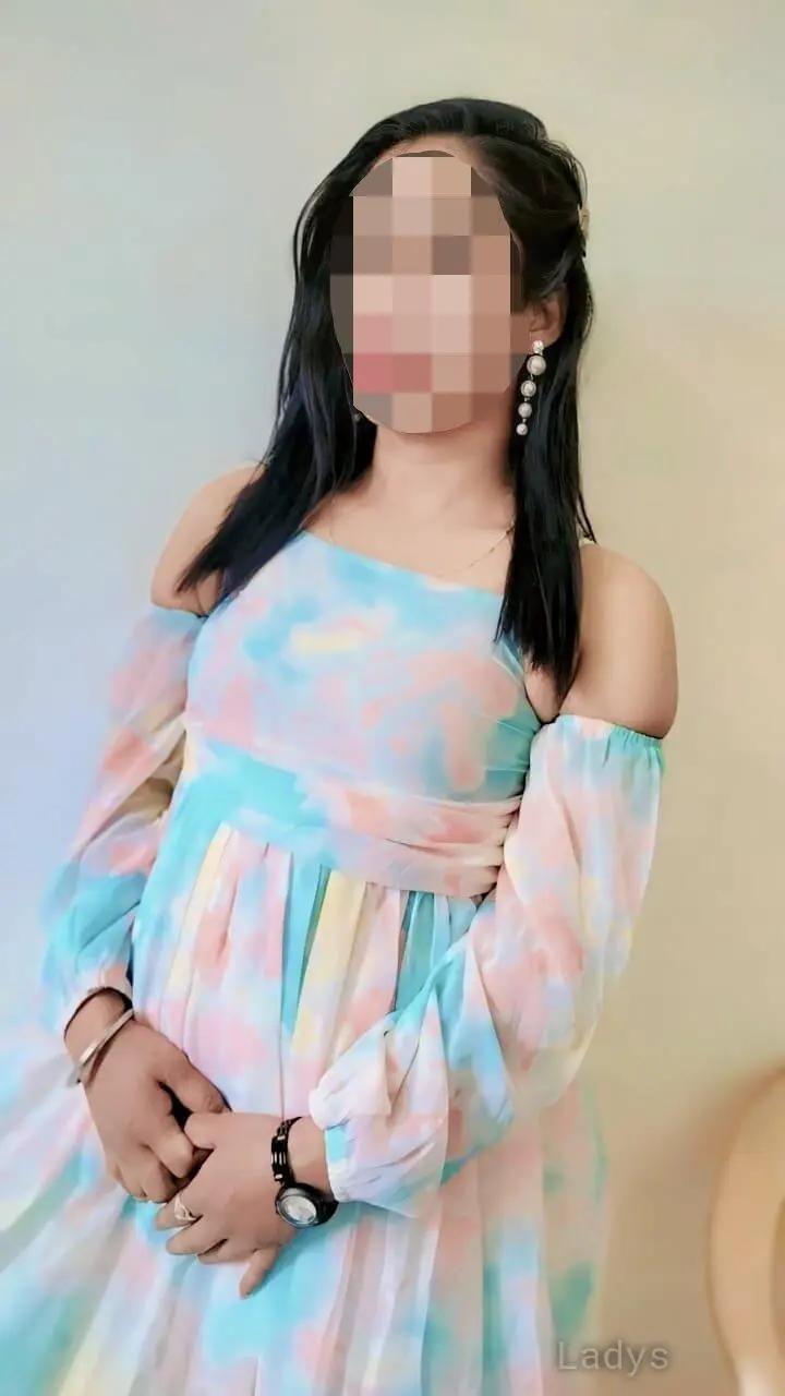 Hazel, 24 years beautiful nude Ahmedabad escorts girl, height 162 sm, Weight kg
