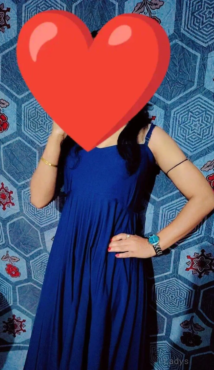 Roxanne, 22 years beautiful nude Ahmedabad escorts girl, height 155 sm, Weight  kg