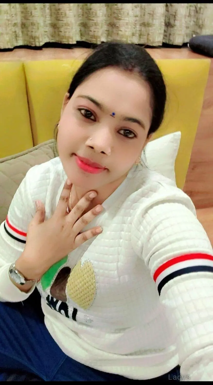 Sana, 21 years beautiful nude Ahmedabad escorts girl, height 154 sm, Weight kg