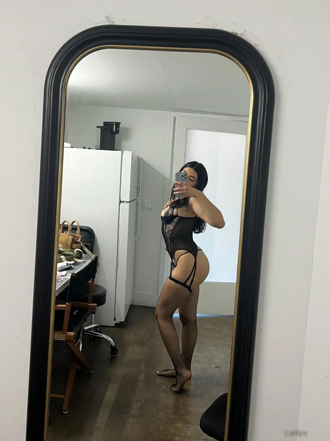 Sandra_reel, 25 years beautiful nude Aix les Bains escorts girl, height 158 sm, Weight 57 kg