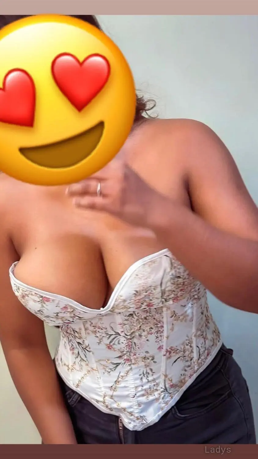 Annabel, 25 years old Ajman escort girl with big tits, height sm, Weight kg