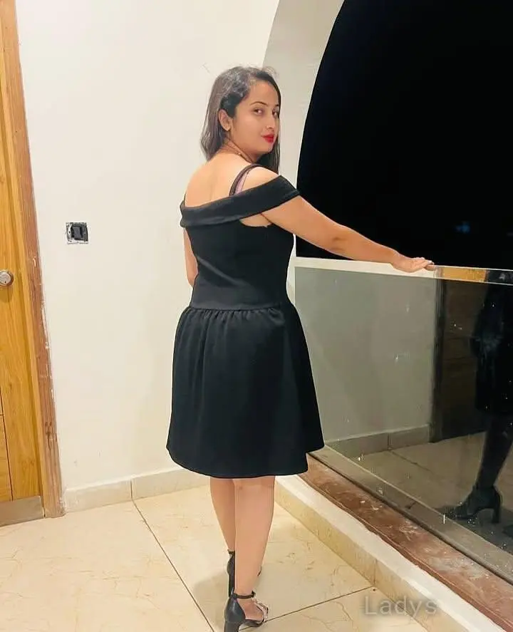 Aditi, 22 years beautiful nude Ajmer escorts girl, height 170 sm, Weight kg