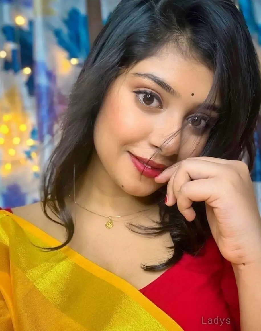 Safiya, years beautiful nude Akola escorts girl, height sm, Weight kg