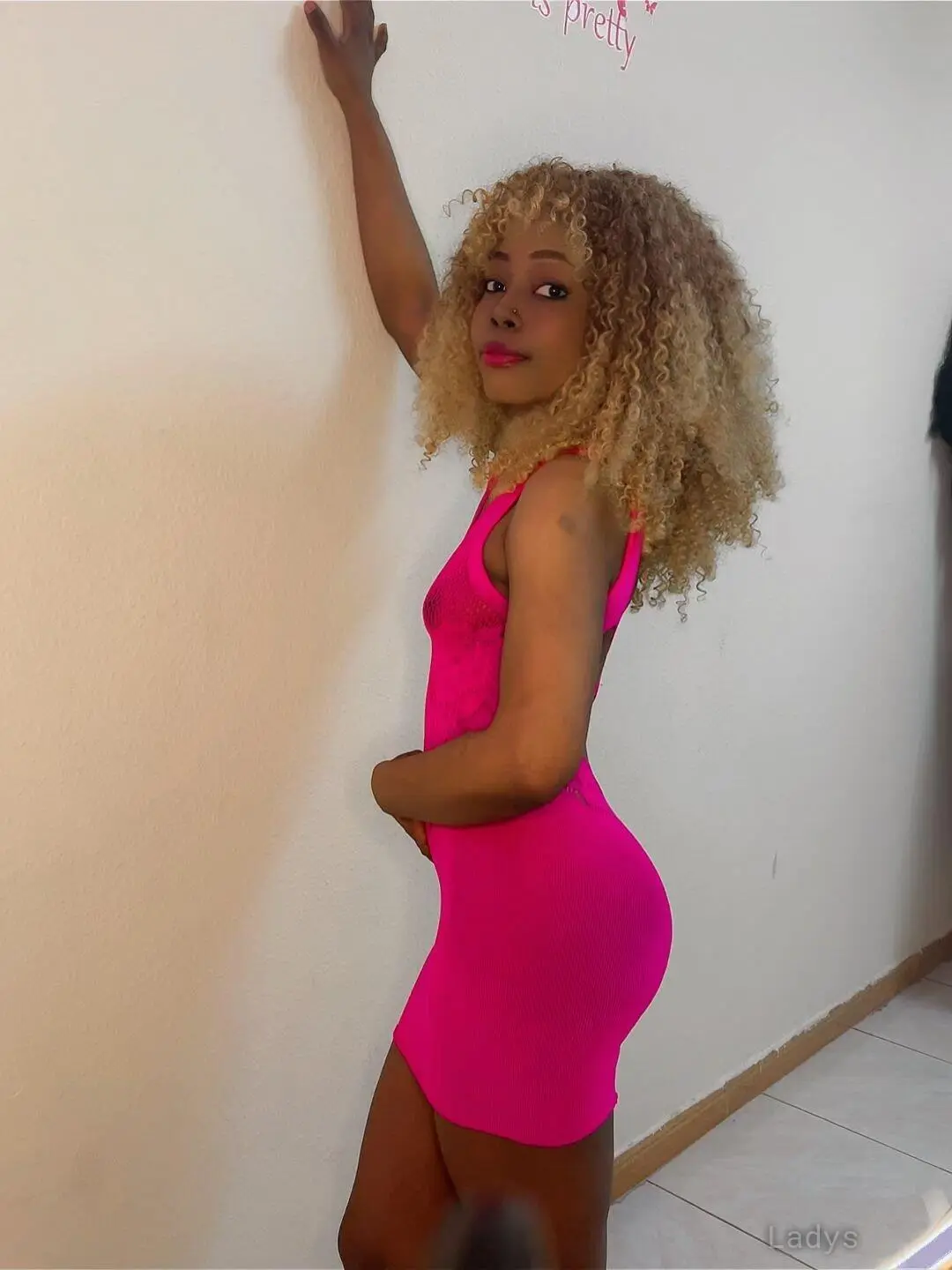 Kelly, 24 years old Al Khobar escort girl with big tits, height 167 sm, Weight kg