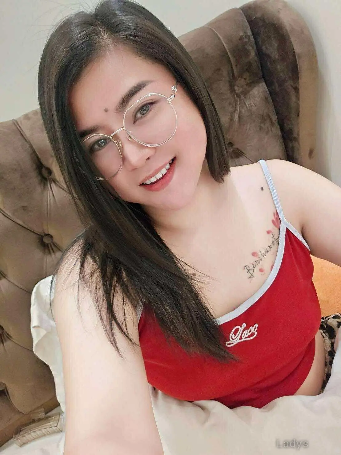 MaYa, 23 years old Al Khobar escort girl with big tits, height 158 sm, Weight kg