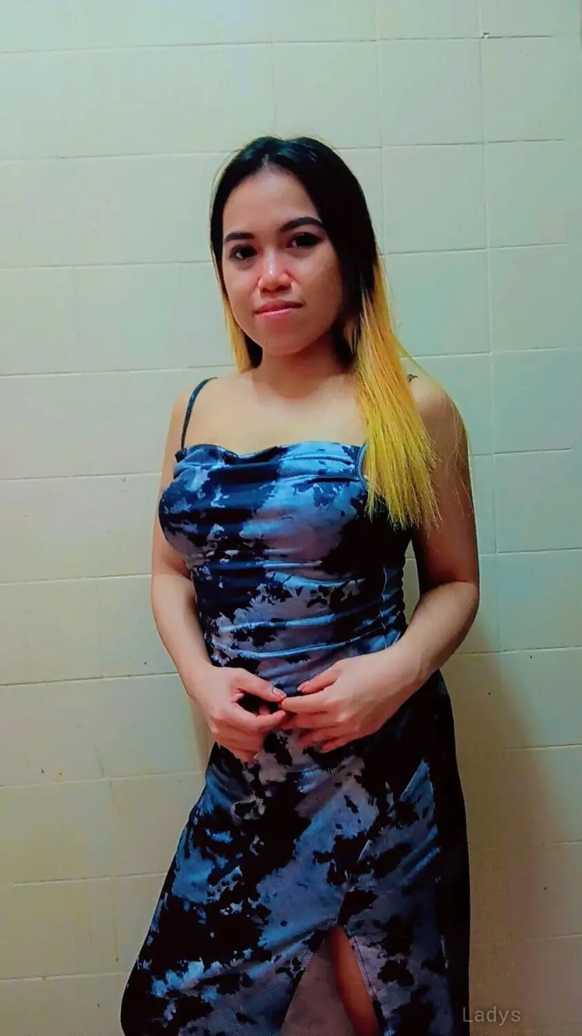 Sasha Thai, 22 years old Al Khobar escort girl with big tits, height 168 sm, Weight kg