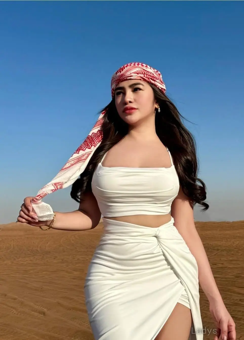 Selina, 25 years old Al Khobar escort girl with big tits, height 160 sm, Weight kg