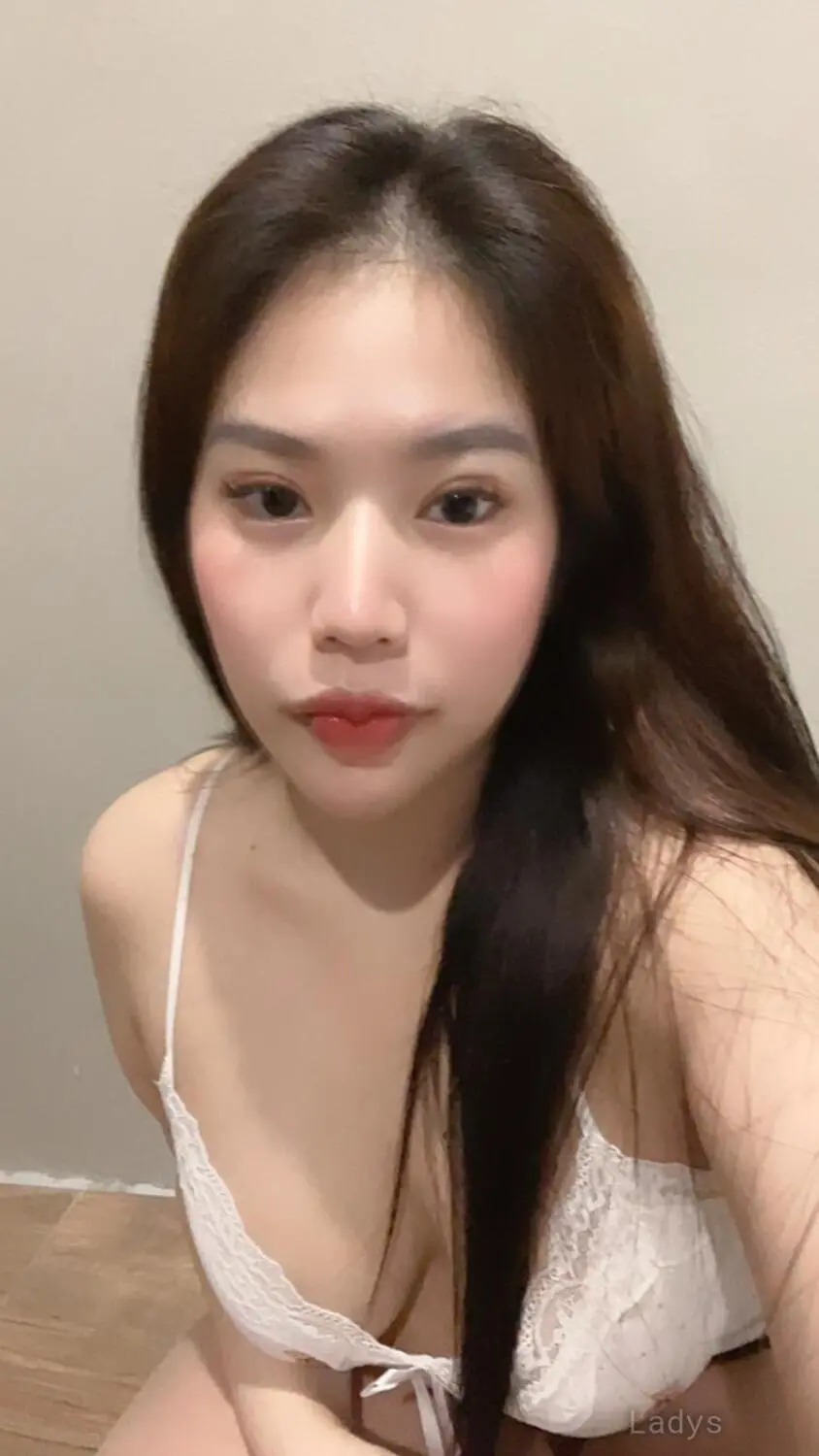 Sofia, 23 years old Al Khobar escort girl with big tits, height 160 sm, Weight  kg