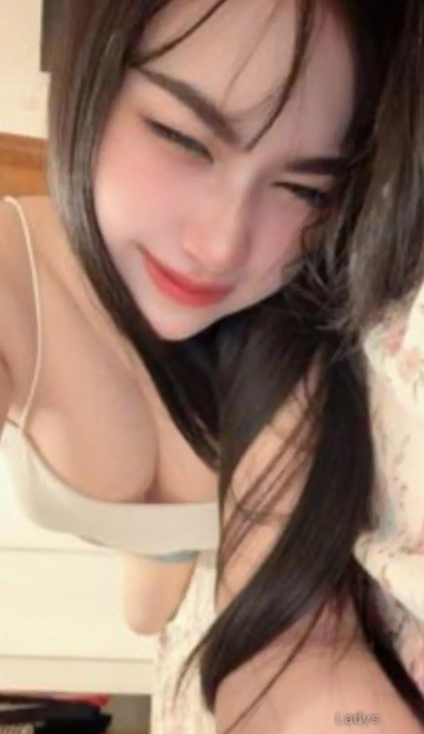 Fatin, 24 years beautiful nude Al Khobar escorts girl, height 162 sm, Weight kg