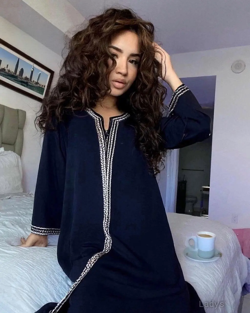 Norah, 21 years old Al Kuwait escort girl with big tits, height 171 sm, Weight  kg